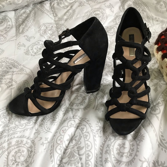 Sold BCBGMaxAzria black heels - Picture 6 of 6